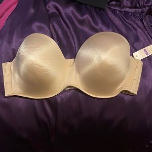 Nude strapless bra